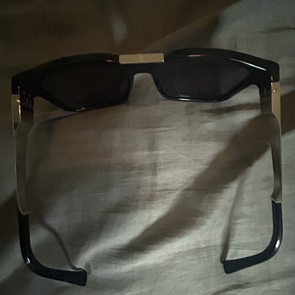 Unique LV Black with metal trim.  In original box, case and LV sunglasses pouch. - Picture 7 of 10